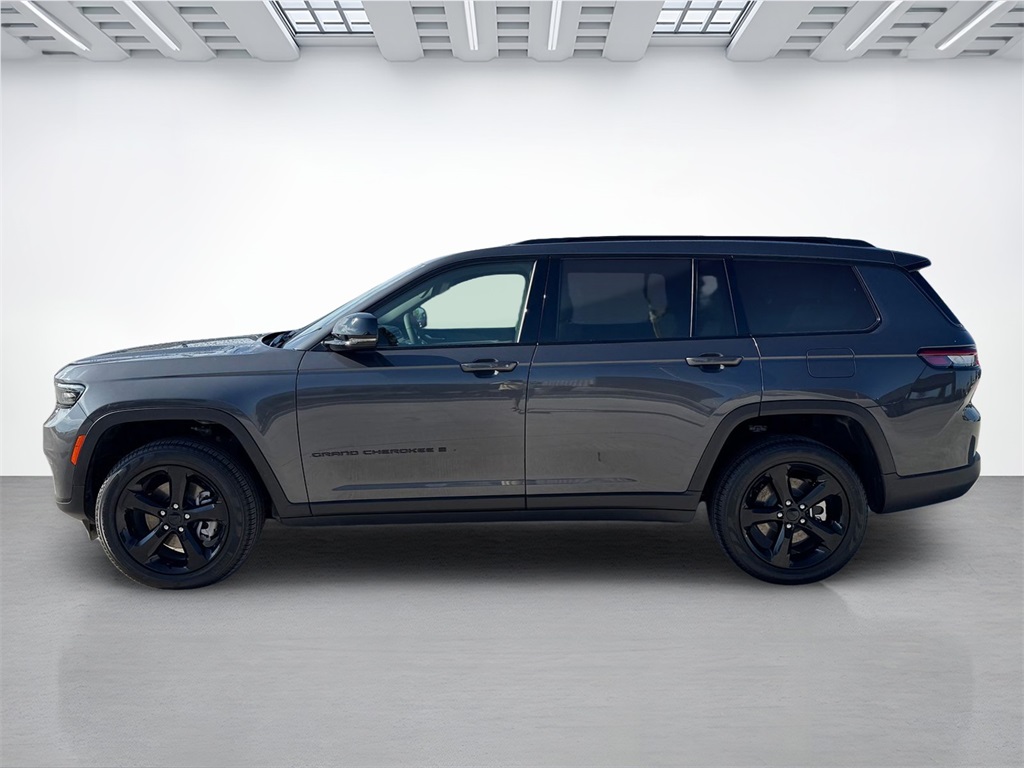 2025 Jeep Grand Cherokee Limited photo 5