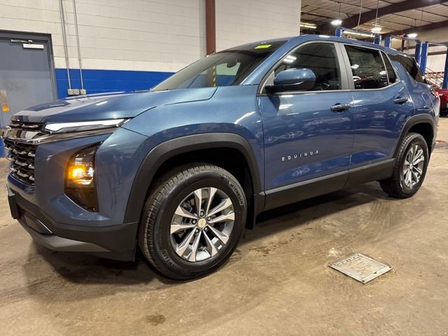 2026 Chevrolet Equinox LT's photo