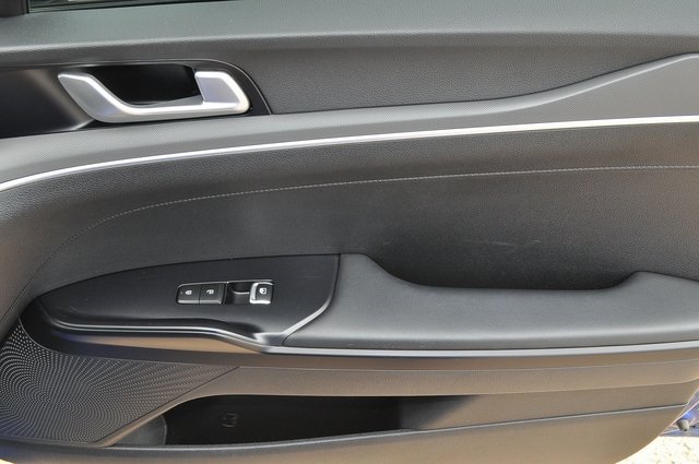2022 Kia K5 GT-Line photo 23