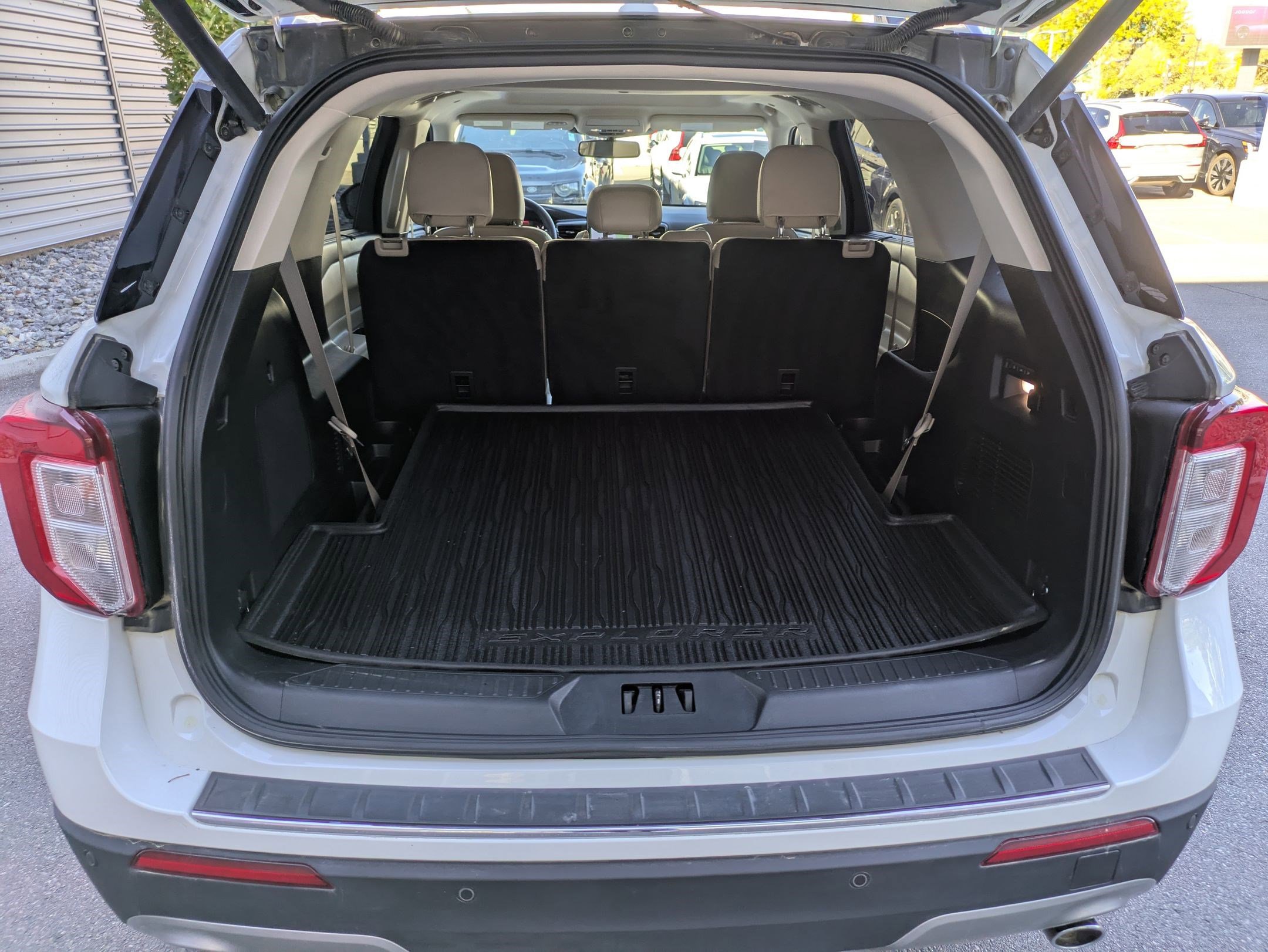 2022 Ford Explorer Limited photo 29