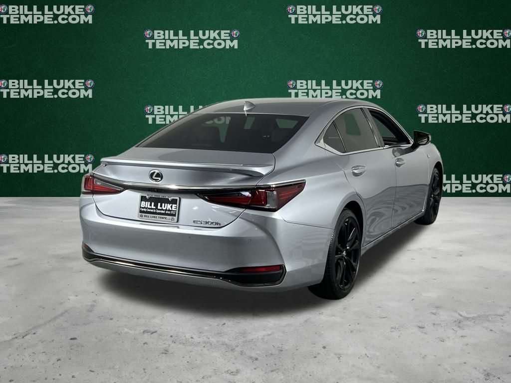 2023 Lexus ES 300h photo 4