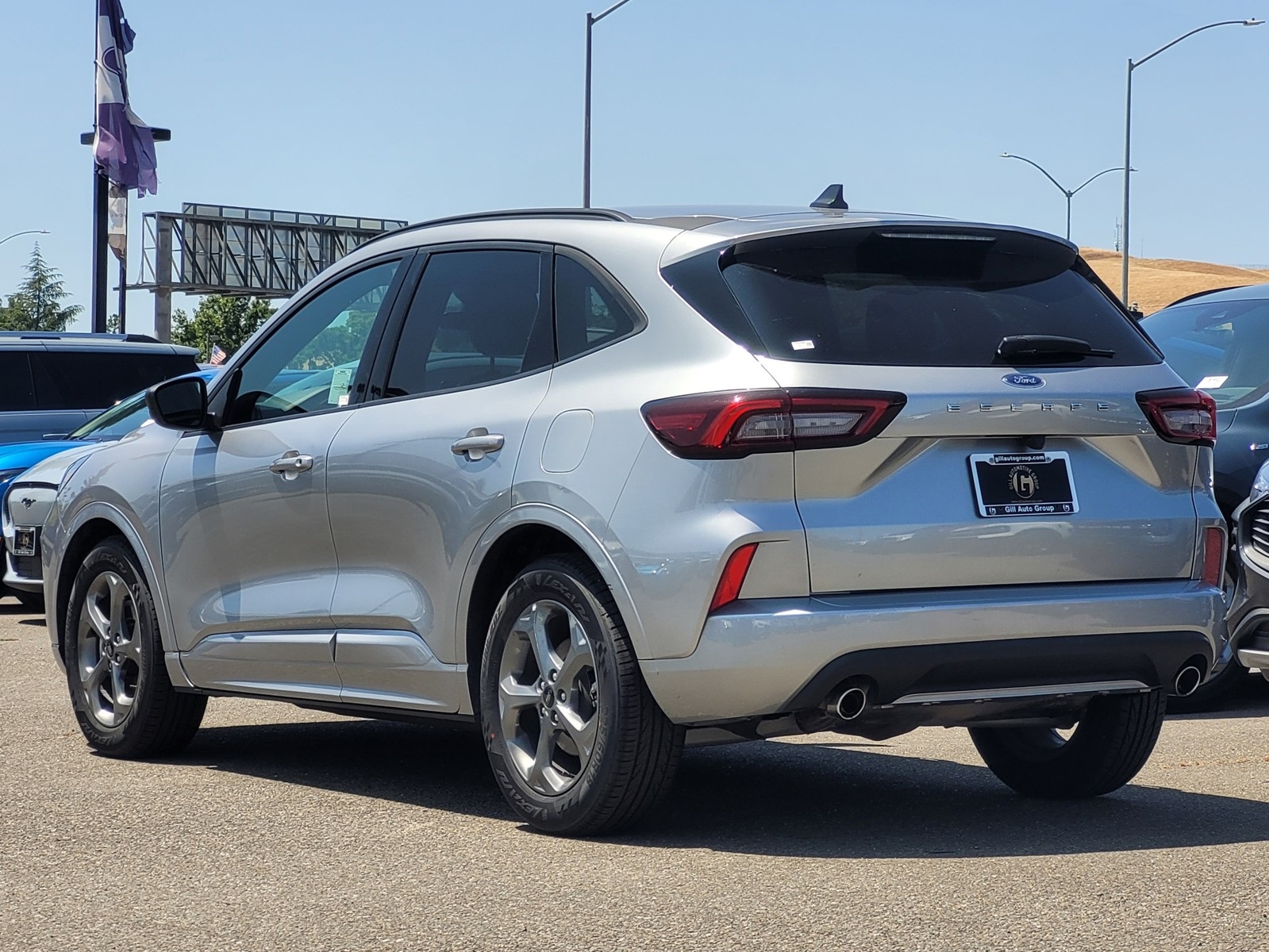 2023 Ford Escape ST-Line photo 6