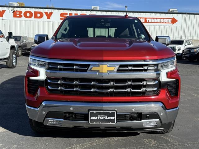 2022 Chevrolet Silverado 1500 LTZ photo 3