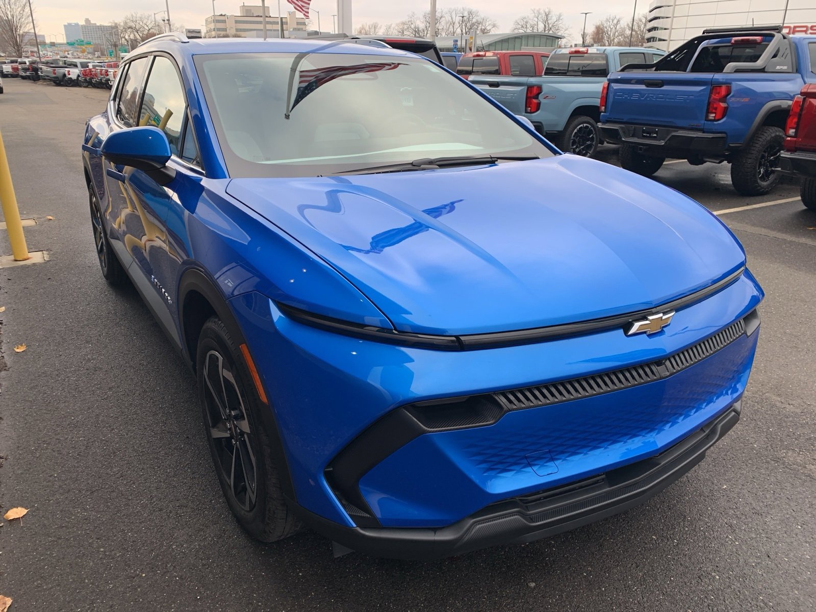 2026 Chevrolet Equinox EV LT photo 3