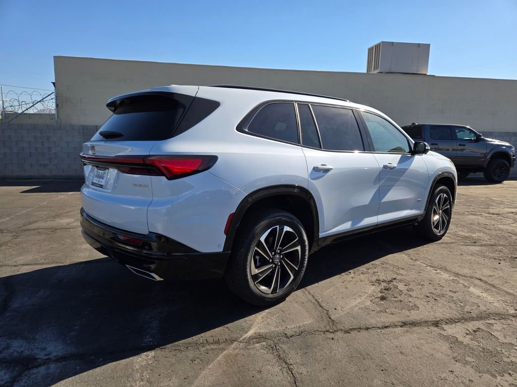 2026 Buick Enclave Sport Touring photo 4