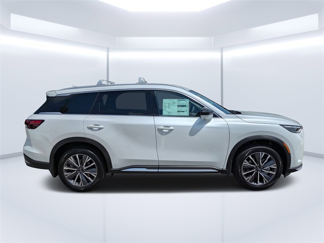 2026 Infiniti QX60 Luxe photo 2
