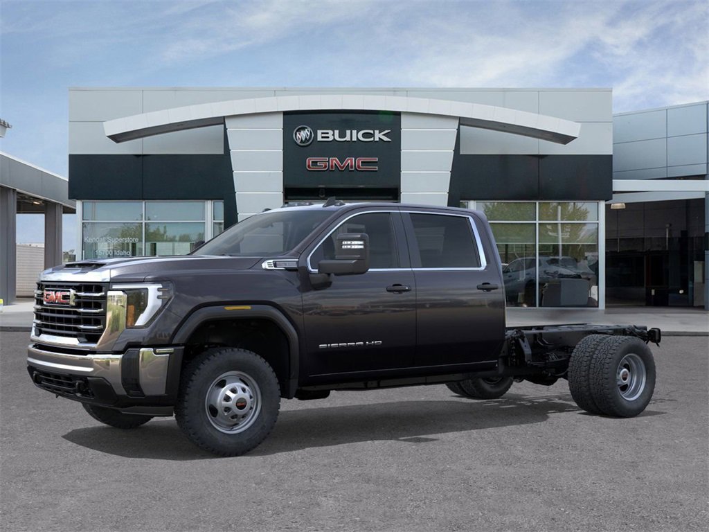 2025 Gmc Sierra 3500 HD Pro photo 2