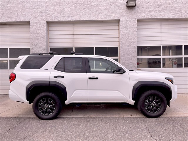 2025 Toyota 4Runner SR5's photo