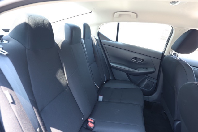 2025 Nissan Sentra S photo 16