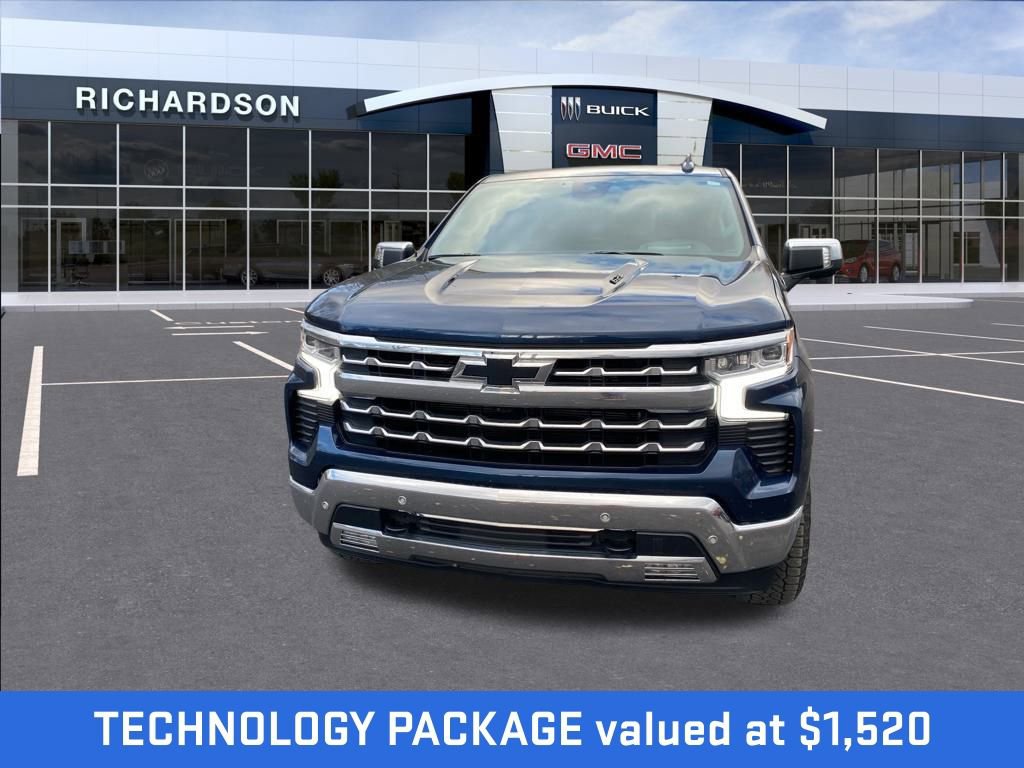 2023 Chevrolet Silverado 1500 LTZ photo 3