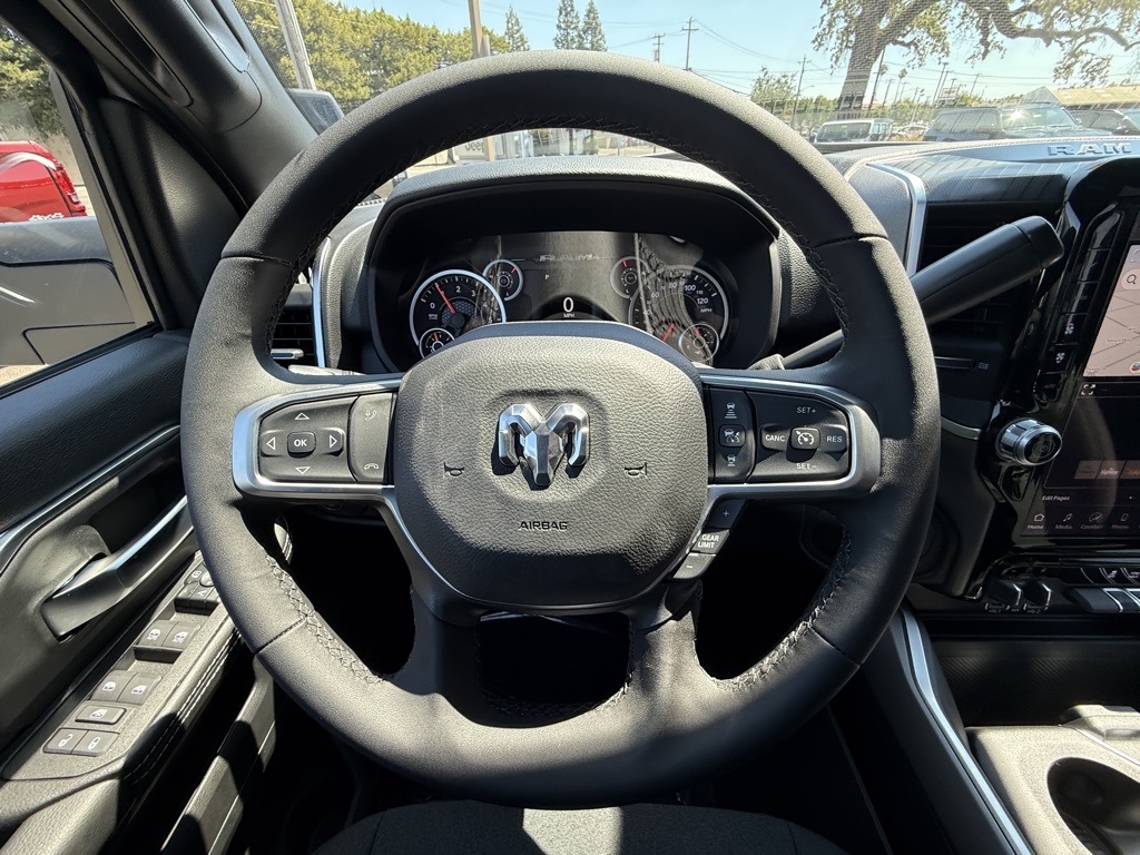 2025 Ram 2500 Big Horn photo 15