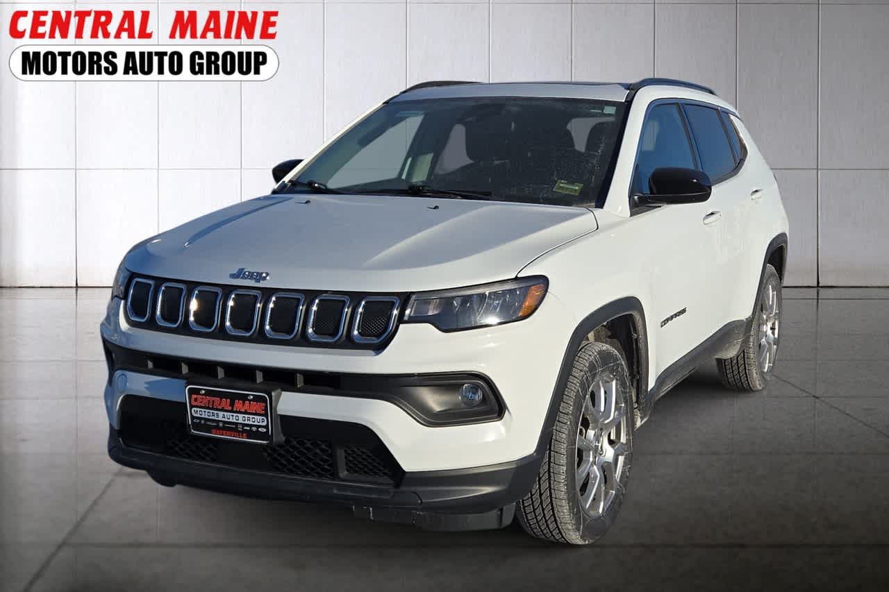 2022 Jeep Compass Latitude Lux