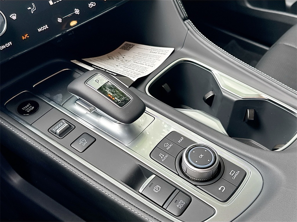 2026 Infiniti QX60 Luxe photo 17