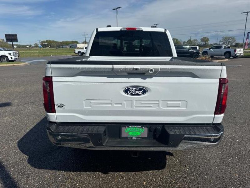 2025 Ford F-150 XLT photo 5