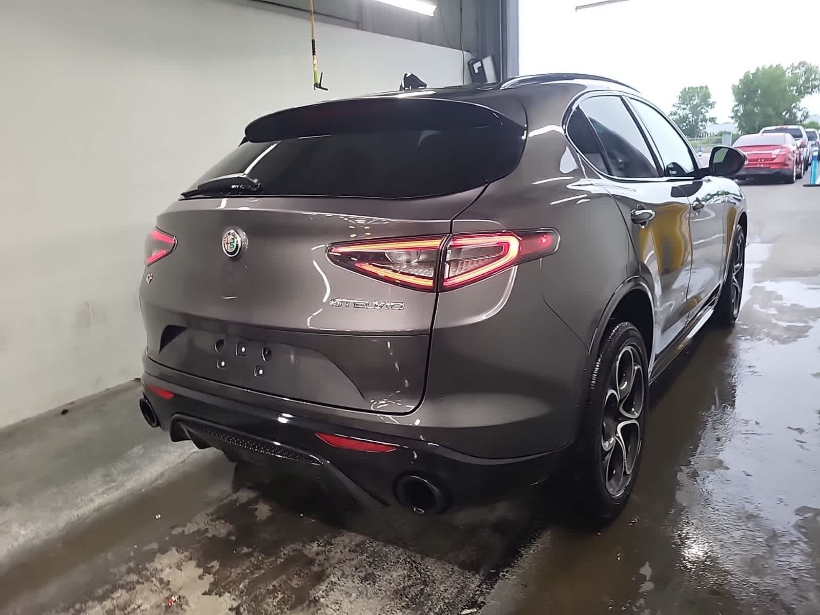 2024 Alfa Romeo Stelvio Tributo Italiano photo 4