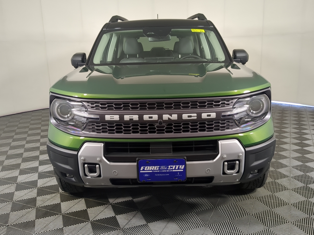 2025 Ford Bronco Sport Badlands photo 3