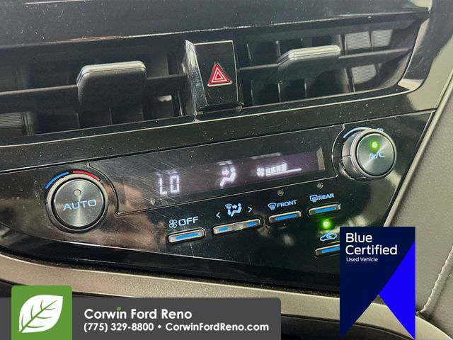 2021 Toyota Camry SE photo 14