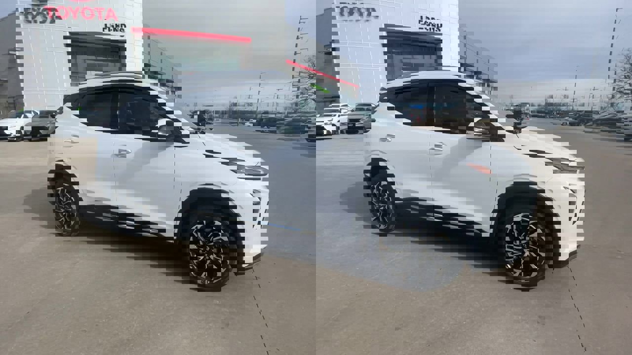 Used 2023 Chevrolet Bolt EUV Premier with VIN 1G1FZ6S07P4153339 for sale in Kansas City, KS