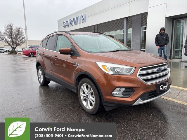 2017 Ford Escape SE's photo