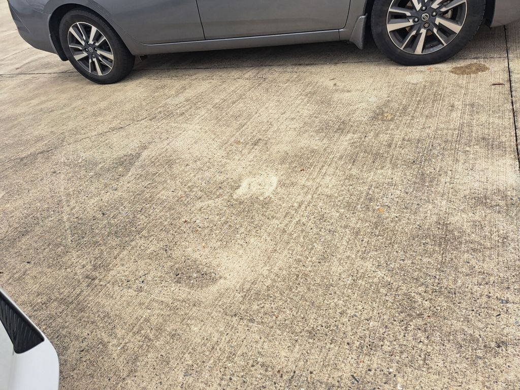 2020 Nissan Versa 1.6 SV photo 4