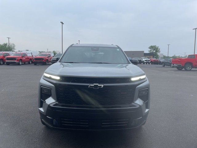 2025 Chevrolet Traverse RS photo 2
