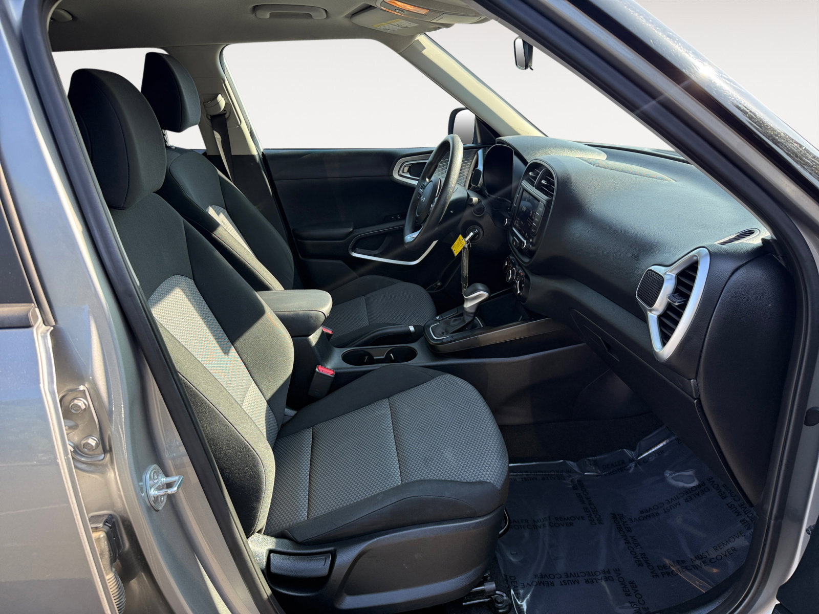 2023 Kia Soul LX photo 17