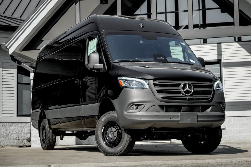 2025 Mercedes-Benz Sprinter Cargo Van Base's photo
