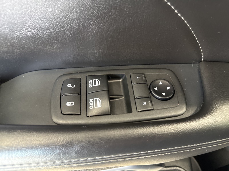 2018 Dodge Challenger GT photo 17