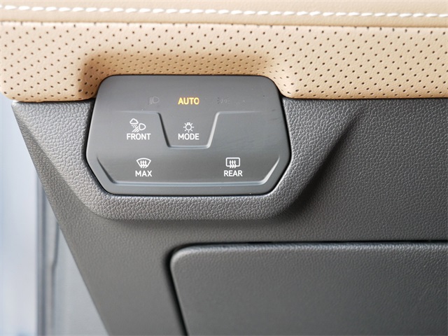 2024 Volkswagen Atlas Cross Sport SE Technology photo 23