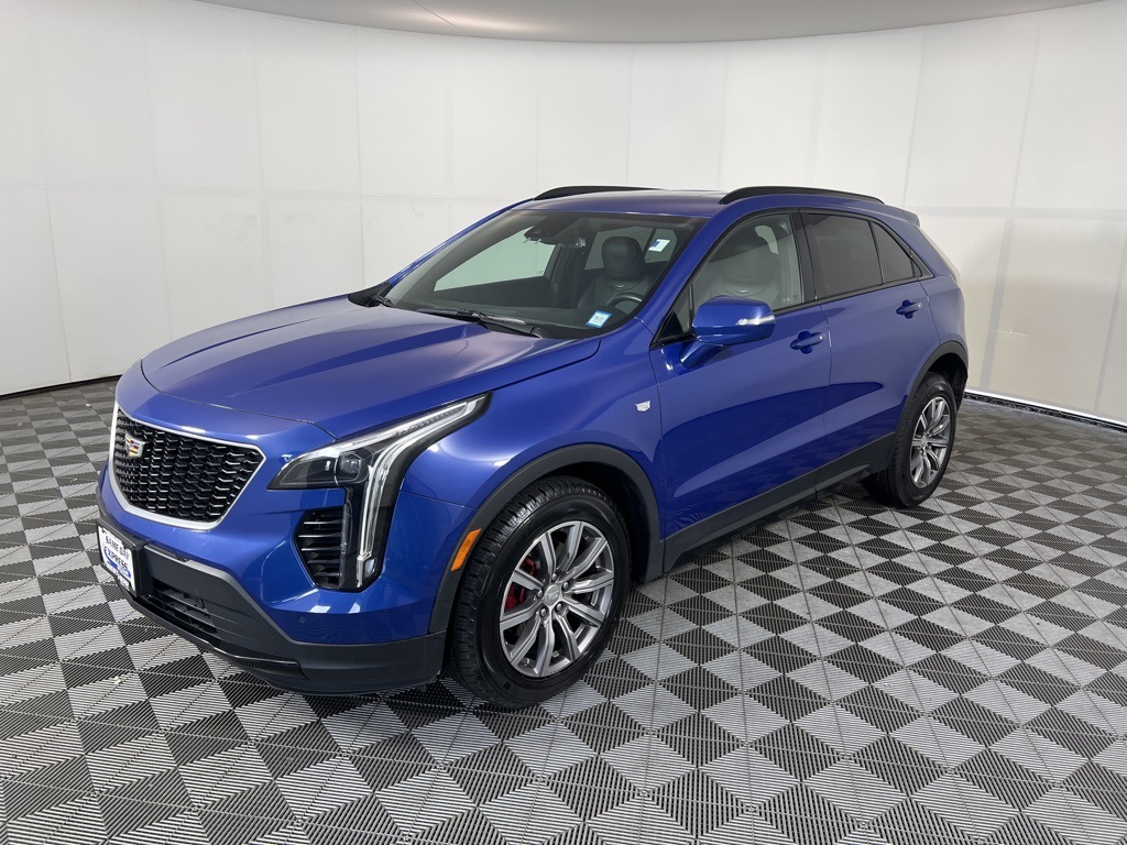 2021 Cadillac XT4 Sport photo 3
