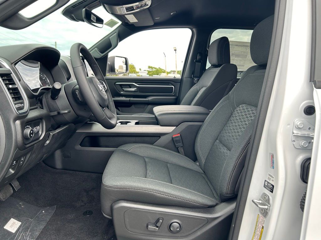 2025 Ram 1500 Big Horn Lone Star photo 9