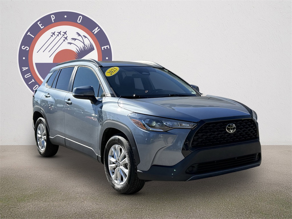 Used 2023 Toyota Corolla Cross LE with VIN 7MUBAABG5PV052517 for sale in Kansas City