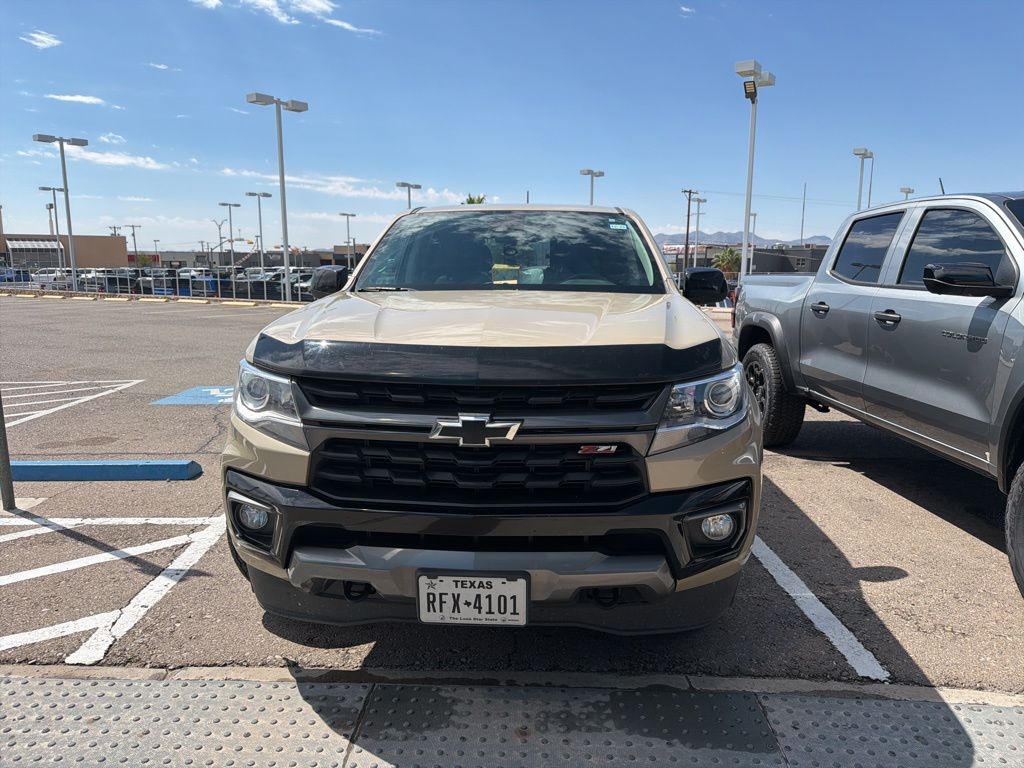 2022 Chevrolet Colorado Z71 photo 2