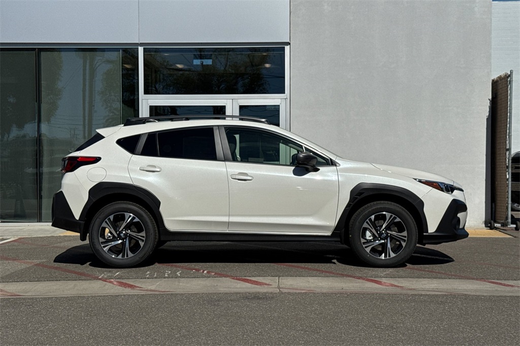 2025 Subaru Crosstrek Premium photo 3