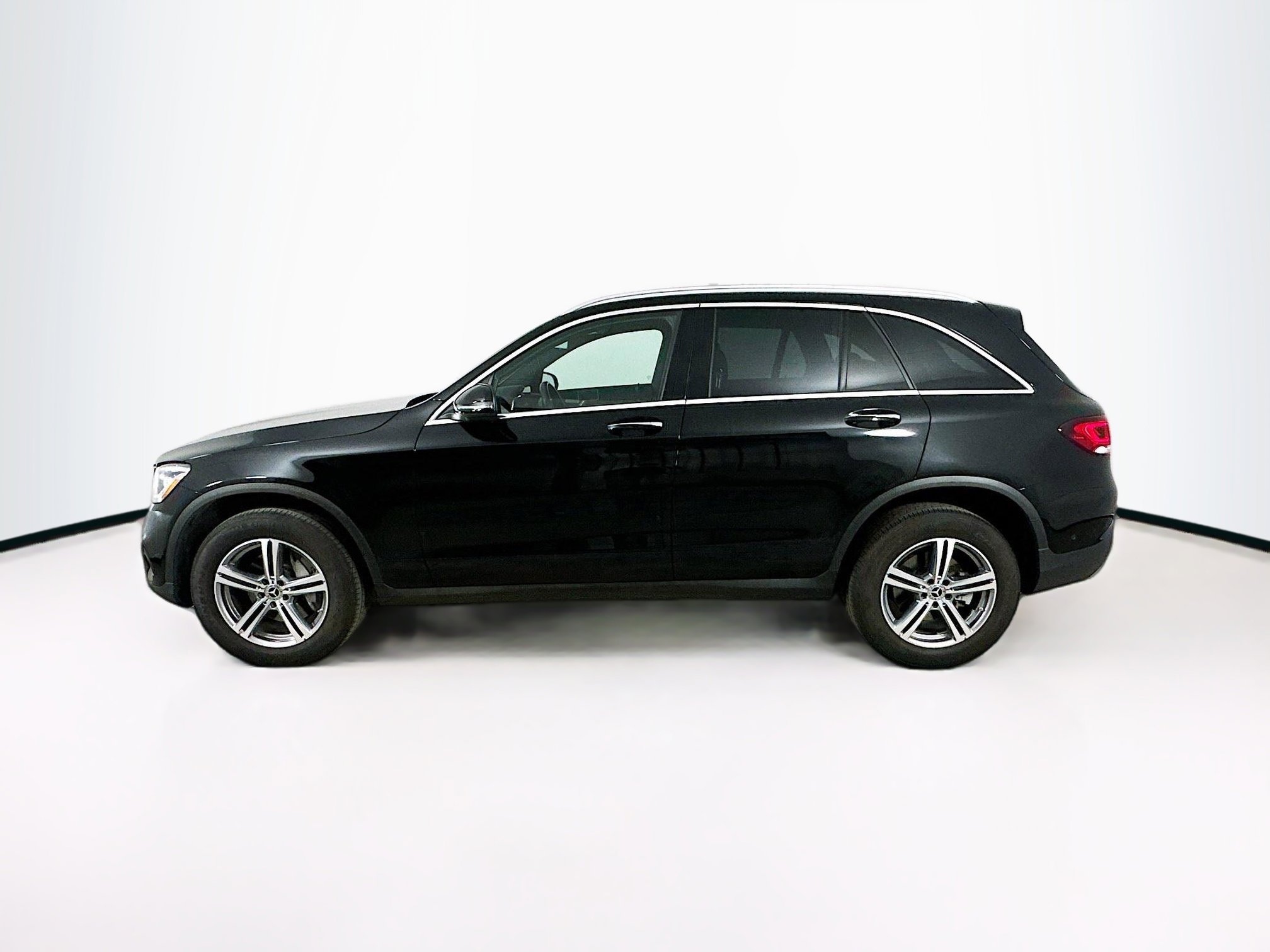 2022 Mercedes Benz GLC 300 4MATIC photo 4