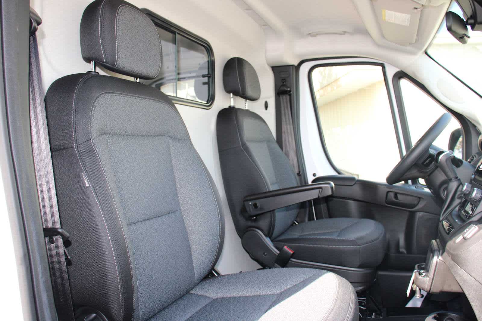 2025 Ram ProMaster 2500 photo 33