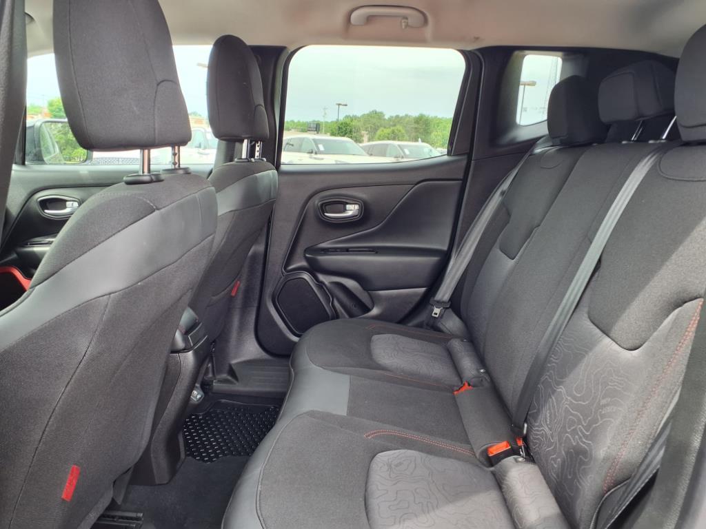 2023 Jeep Renegade Trailhawk photo 22