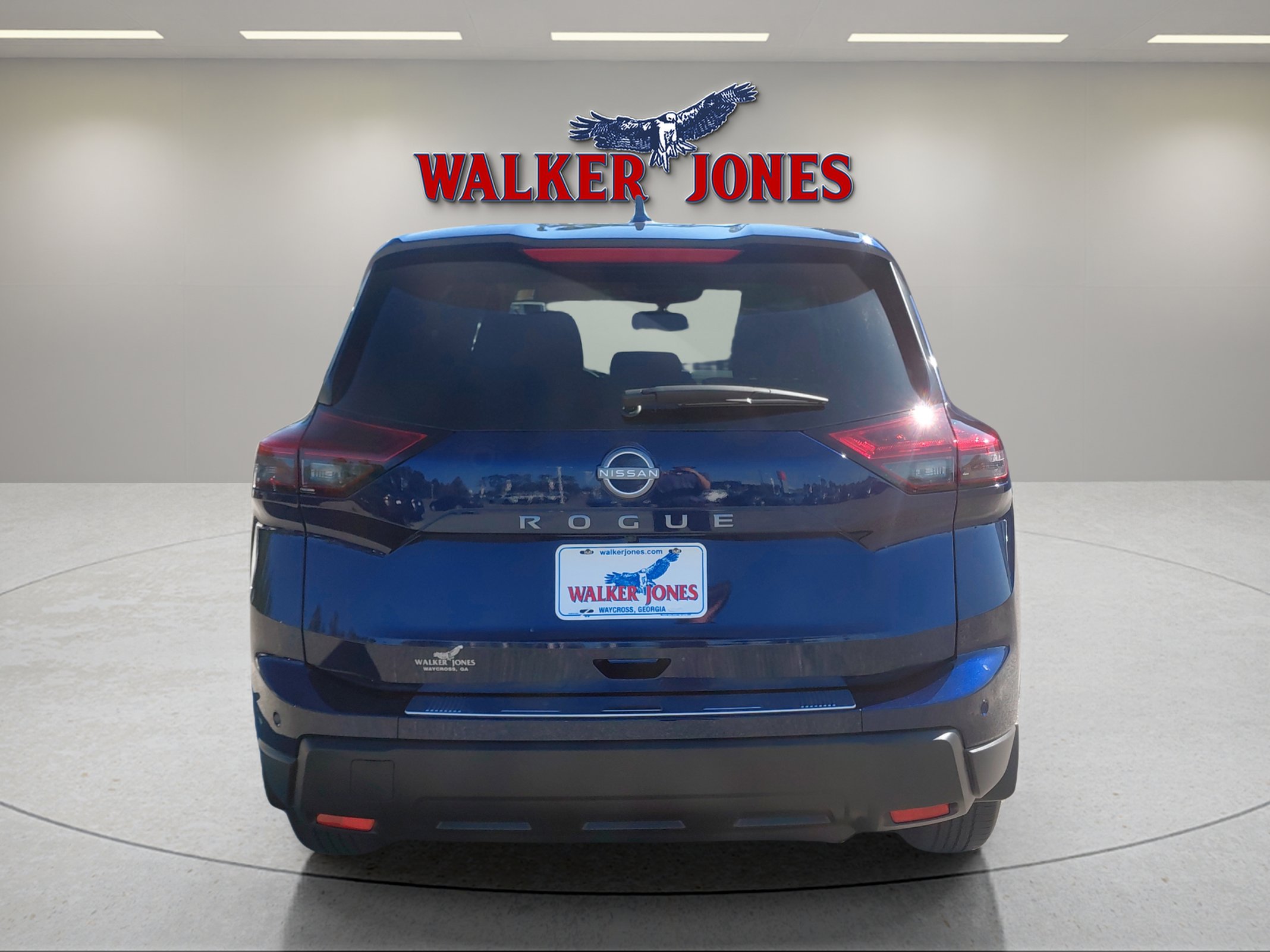 2026 Nissan Rogue SV photo 4