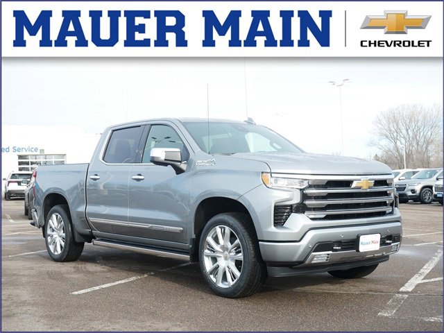 2026 Chevrolet Silverado High Country's photo