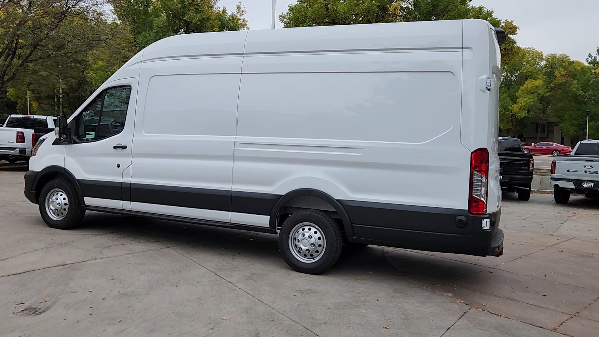 2025 Ford Transit Cargo Van photo 4