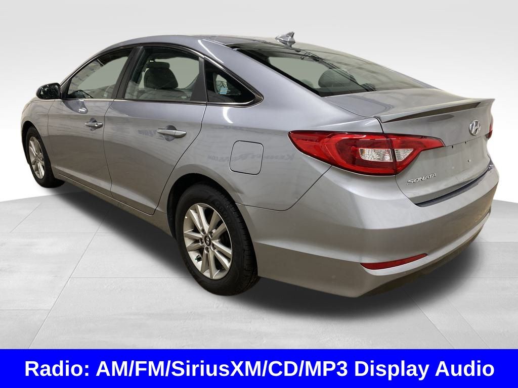 2016 Hyundai Sonata Base photo 3