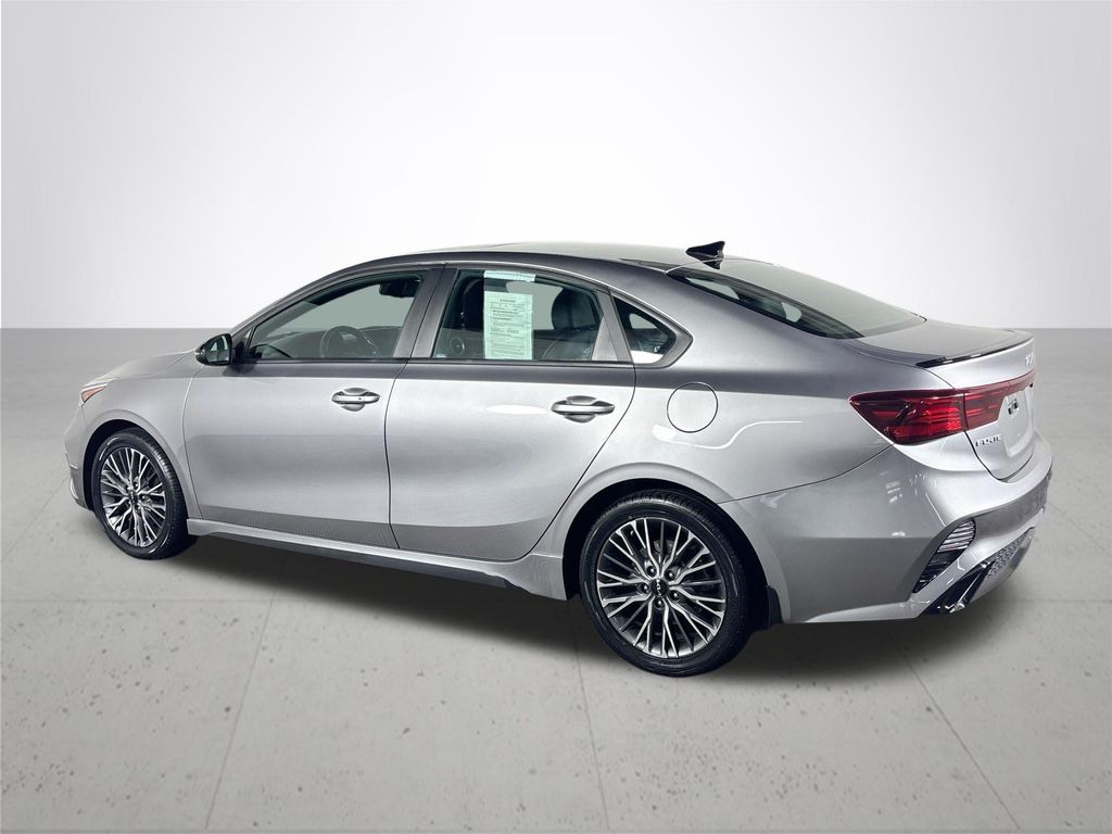 2023 Kia Forte GT-Line photo 7