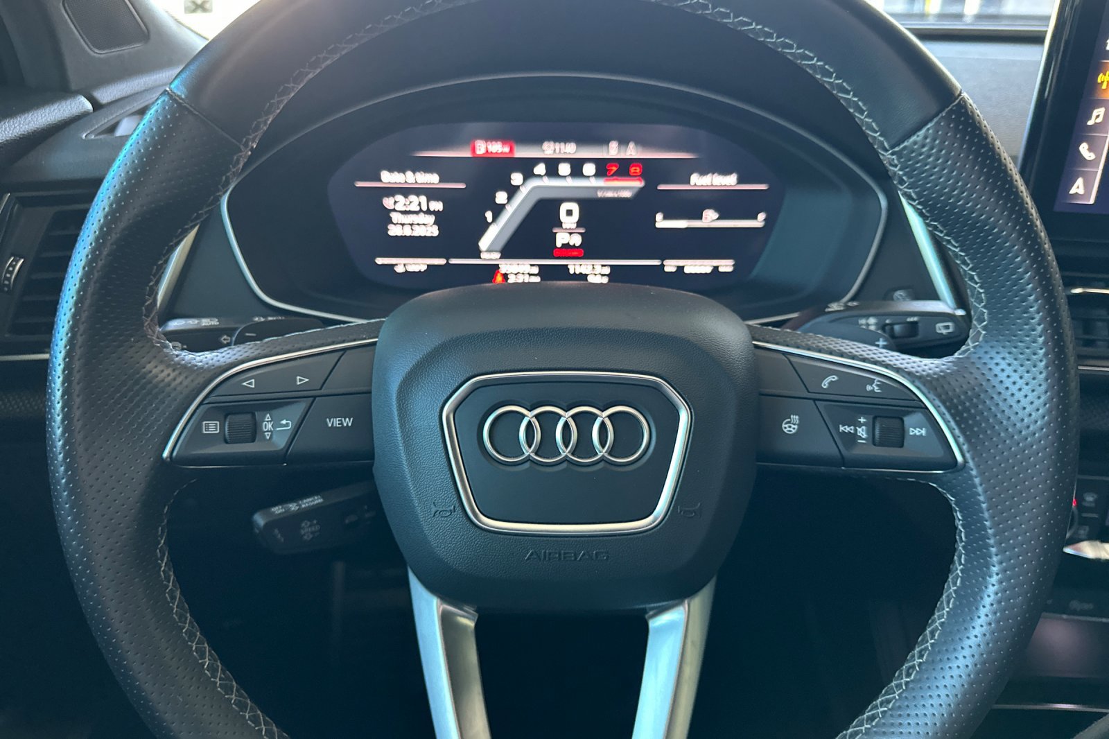 2022 Audi SQ5 Premium Plus photo 24