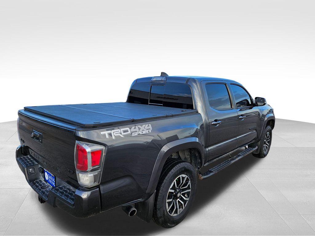 2020 Toyota Tacoma TRD Sport photo 4