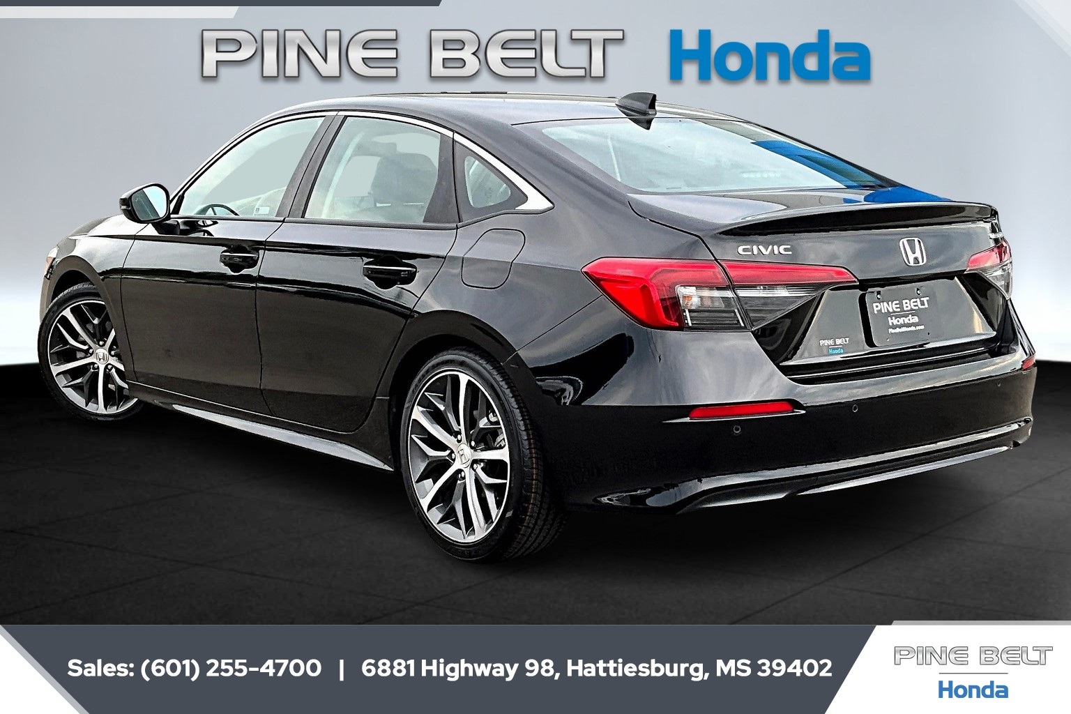 2024 Honda Civic Touring photo 2