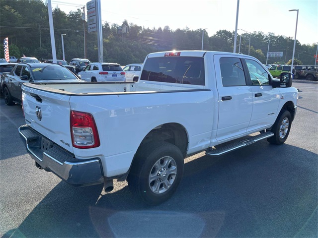 2024 Ram 2500 Big Horn photo 3