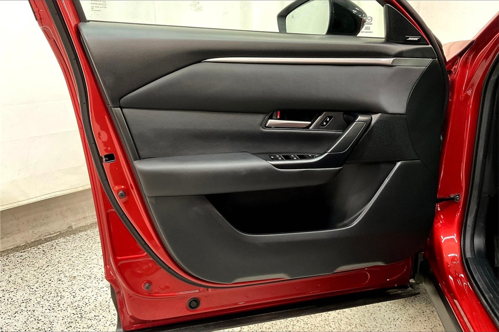 2025 MAZDA CX-50 - Image 22