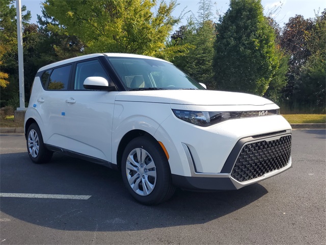 2025 Kia Soul LX S photo 3