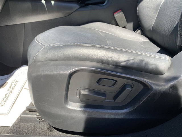 2023 Mazda CX-9 Touring photo 5