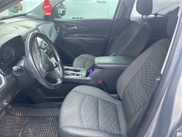 2018 Chevrolet Equinox LT photo 4